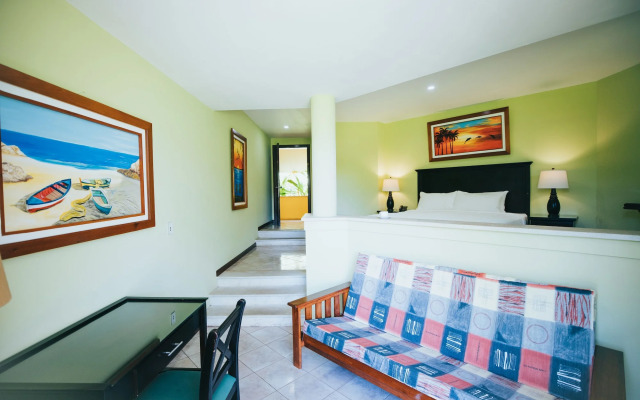 Papagayo Golden Palms Beachfront Hotel