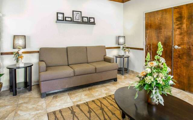 Sleep Inn & Suites Gonzales near Palmetto State Park