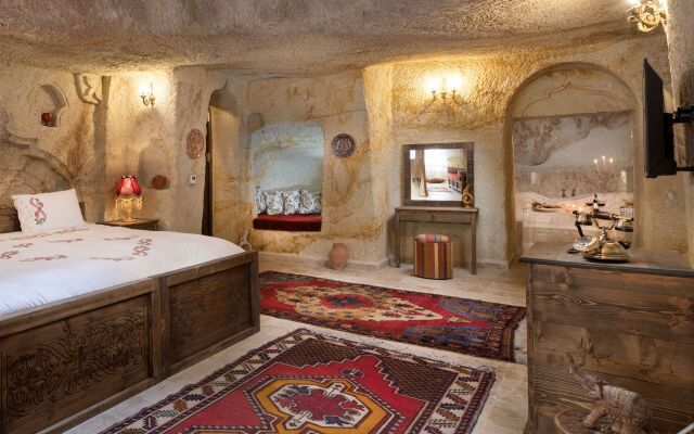 Kayata Cave Suites