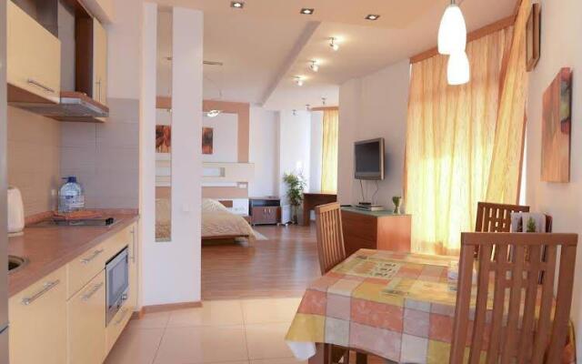 Business Home Apartments