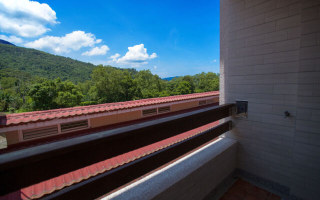 Yuanhsiang Hot Spring