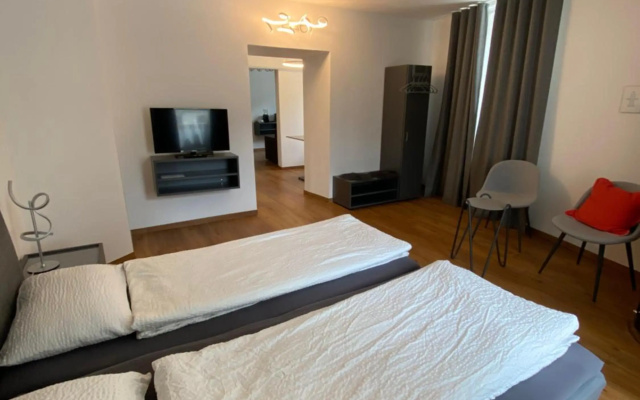 B&B Berninapass – Guest Rooms – Poschiavo