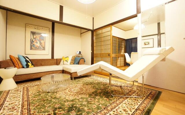 Rainbow Takayama Private House