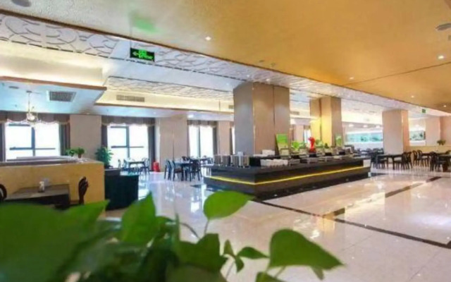 Zhongyuan International Hotel