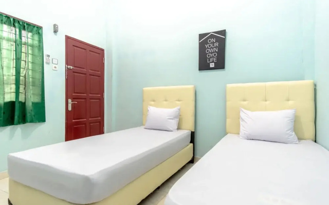 Arista Residence by OYO Rooms