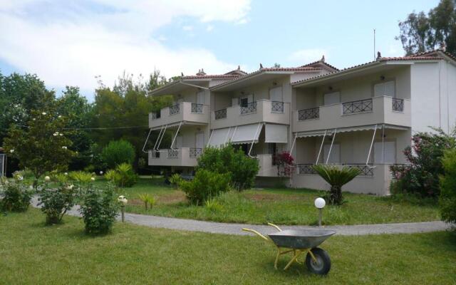 Elia Apartments