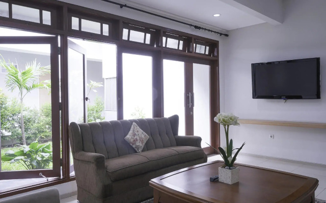 MK House Tendean