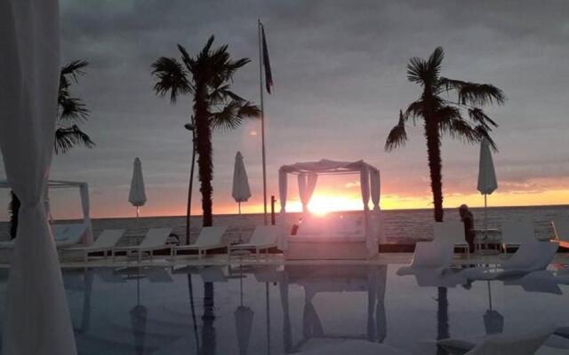 Apartament Dreamland Oasis in Chakvi