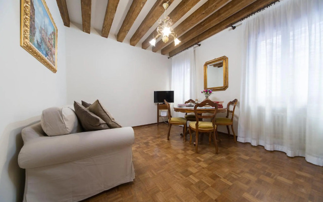 at 2 minutes from San Marco square