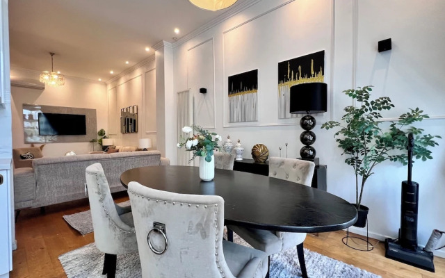 Cozy for 9 Guests Brussels Midi Station