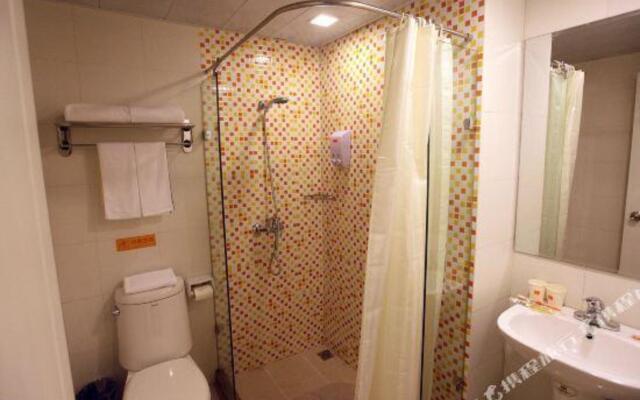 Homeinn Hotel (Nanchang Bayi Square Second Affiliated Hospital)