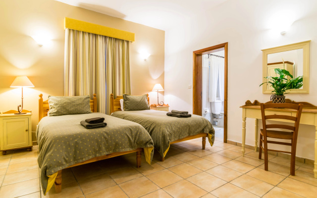 Ta Frenc Apartments