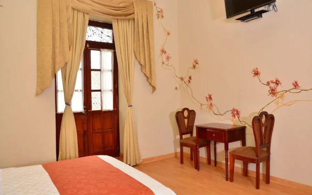 Hotel Campanario