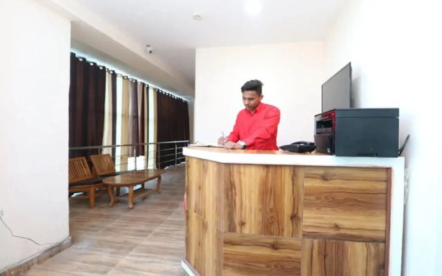 Hotel 3bros by OYO Rooms