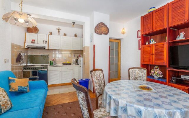 Nice Home in Omisalj With Wifi and 3 Bedrooms