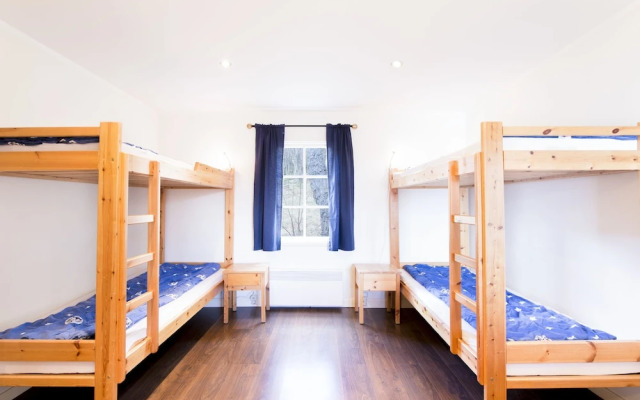 Grinda Stugby & Utwärdshus med logi - Hostel