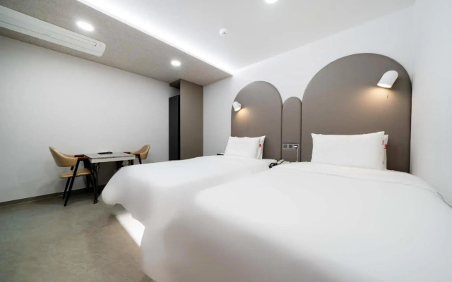 YTT Hotel Seomyun