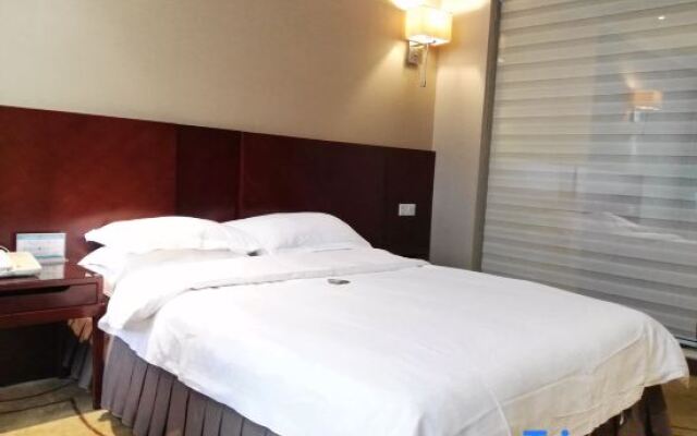Huanggang New Beacon Waiden Hotel