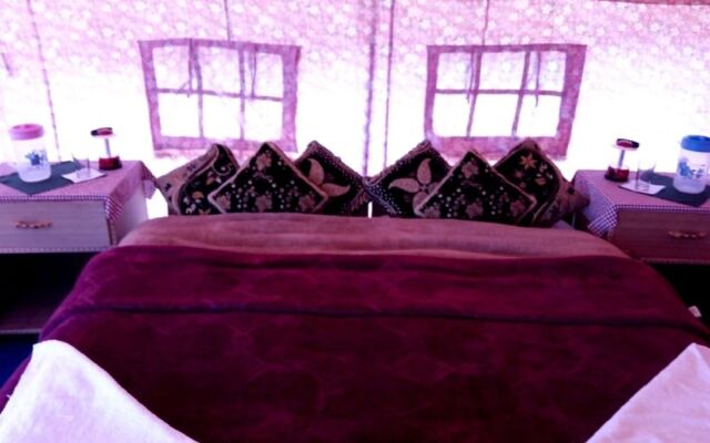 Royal Camp - Pangong