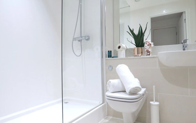Tudors eSuite Grand Central Aparthotel