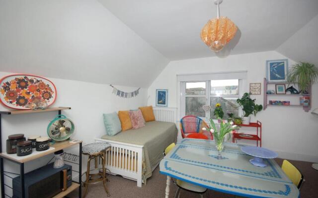 Enjoy Ventnor 2, Pier Street, Wightlink offer