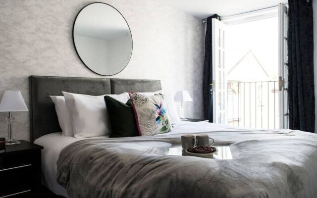 2 Bedroom Apt Leamington Spa