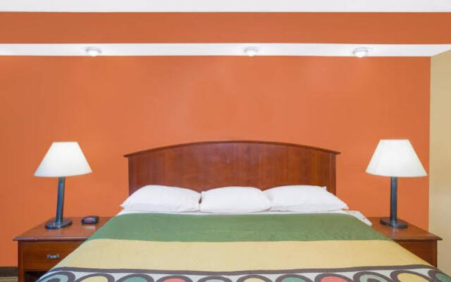 Super 8 Motel - Wilmington