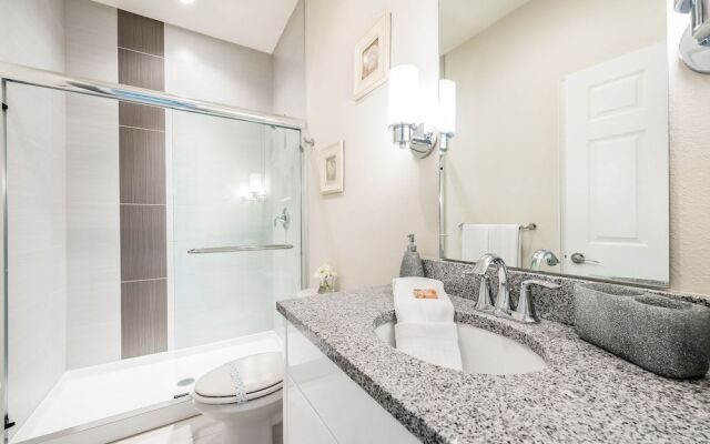 Serenity by VHC Hospitality