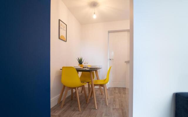 River View Home - 2 bed