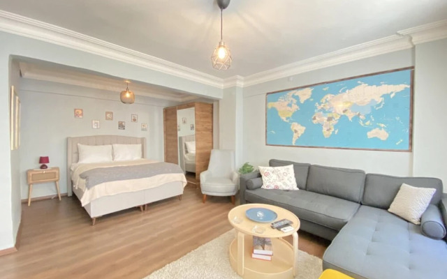 Studio Flat near Taksim Square in Beyoglu