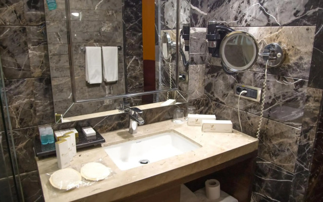 Hotel Gold Majesty