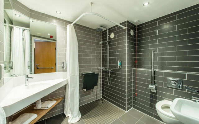 Holiday Inn Express Strathclyde Park M74 JCT 5 by IHG