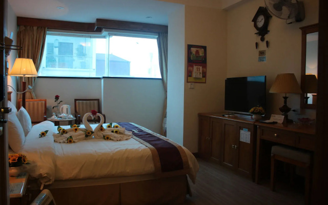 A25 Hotel - 221 Bach Mai