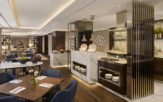 Al Habtoor Palace Hotel