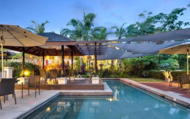 Tropical One Bedroom Apartment at The Mediterranean