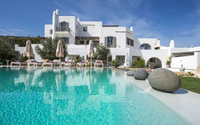 Naoussa Hills Boutique Resort - Adults Only