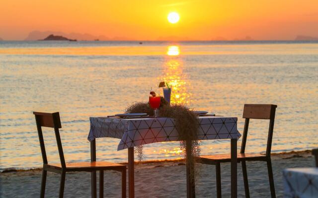 Laemson Resort