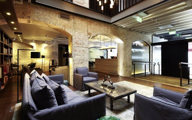 Harbour Rocks by Ode Hotels