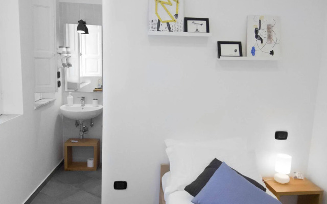 B&B Fuori Squadro