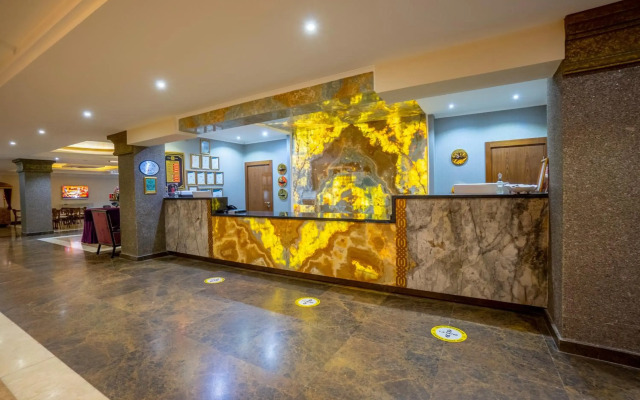 Azka Hotel