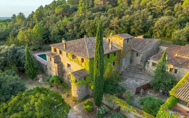 Off Grid Girona - New Opening (Adults Only)