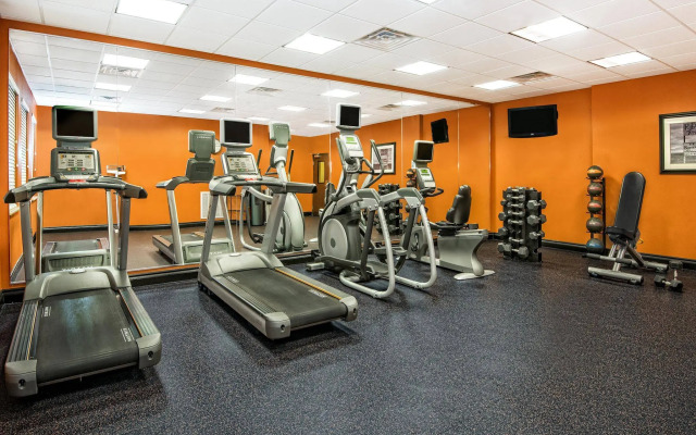 Holiday Inn Express & Suites Cotulla by IHG