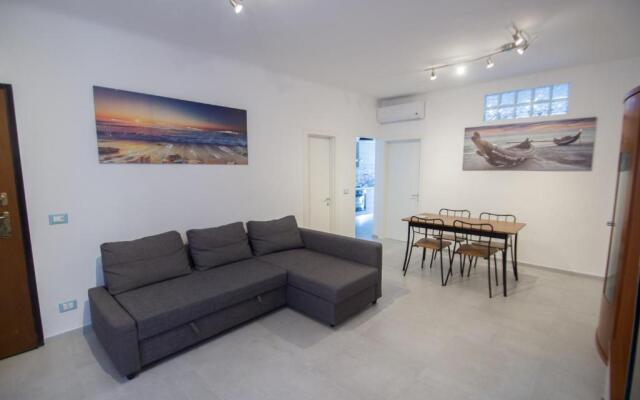 Appartamento piazza Buccelli a 10 mt dal mare