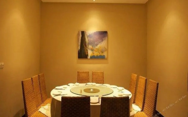Yue Hotel