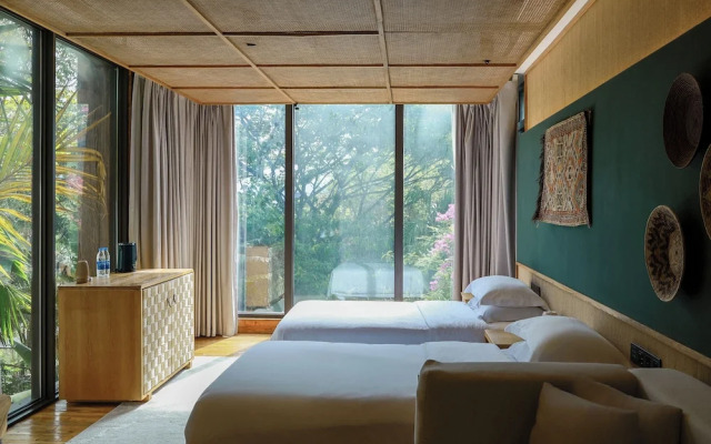 Jinghong Bood Panorama Resort Inn