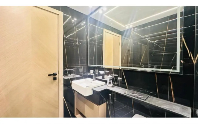 OYO 1291 Home Fully Furnished 1bed Apt