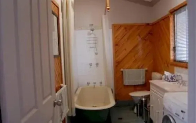 Silver City Cottages