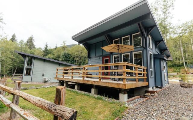 Hoh Valley Cabins at Elk Meadows