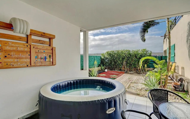 T3 - Le Frangipanier - 66m2 - Terrasse & Jacuzzi