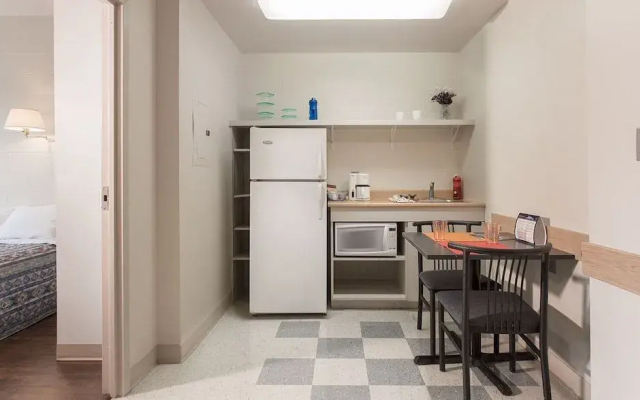 UNB Saint John Summer Hotel